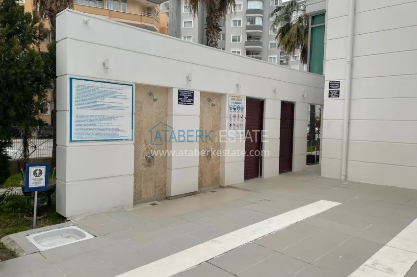 2+1 apartment with sea view in the center of Mahmutlar — furniture, separate kitchen and glazed balcony 11 