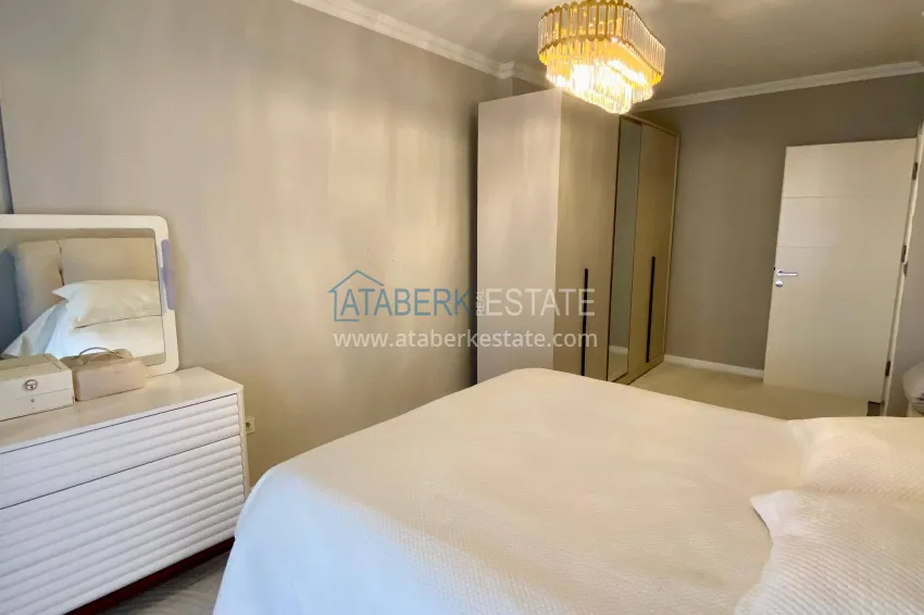 Purchase 2+1 apartment with sea view in the center of Mahmutlar — furniture, separate kitchen and glazed balcony 11 