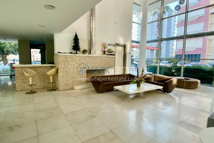 2+1 apartment with sea view in the center of Mahmutlar — furniture, separate kitchen and glazed balcony 14 