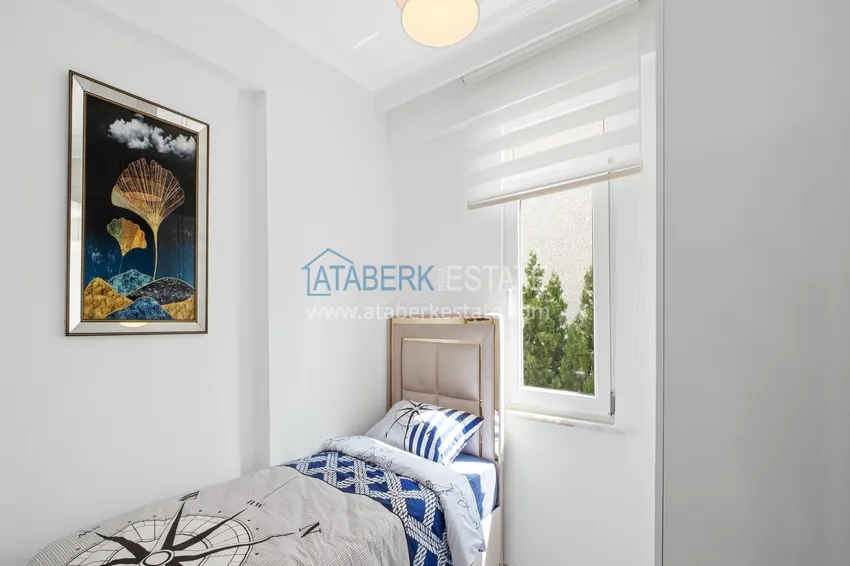 Purchase  Three-room apartment in the center of Alanya - renovated with new furniture  14 