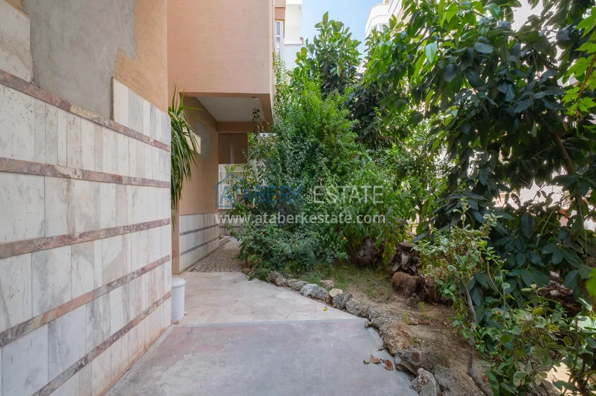 Three-room apartment in the center of Alanya - renovated with new furniture  8 