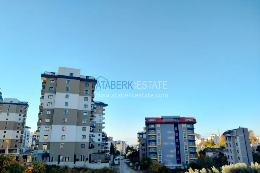 Purchase  1+1 apartment from the owner in Alanya with a fine finish — Avsallar district 14 