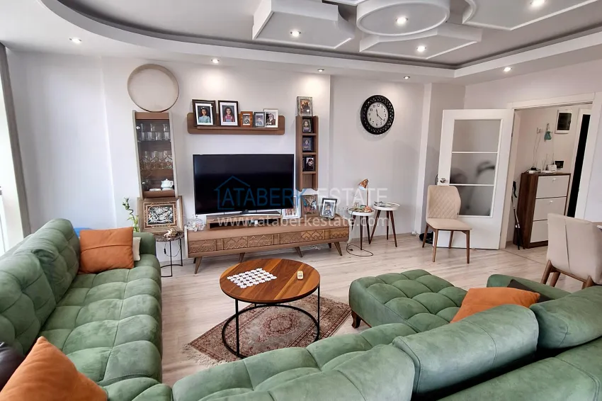 Purchase 2+1 apartment in Mahmutlar — with luxury furniture, glazed balconies and sea views 3 