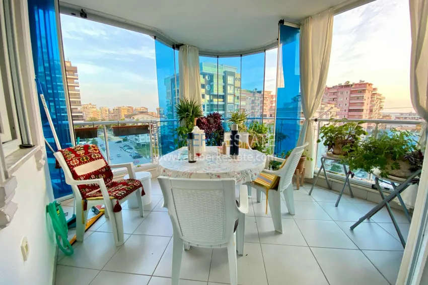 Purchase 2+1 apartment in Mahmutlar — with luxury furniture, glazed balconies and sea views 6 