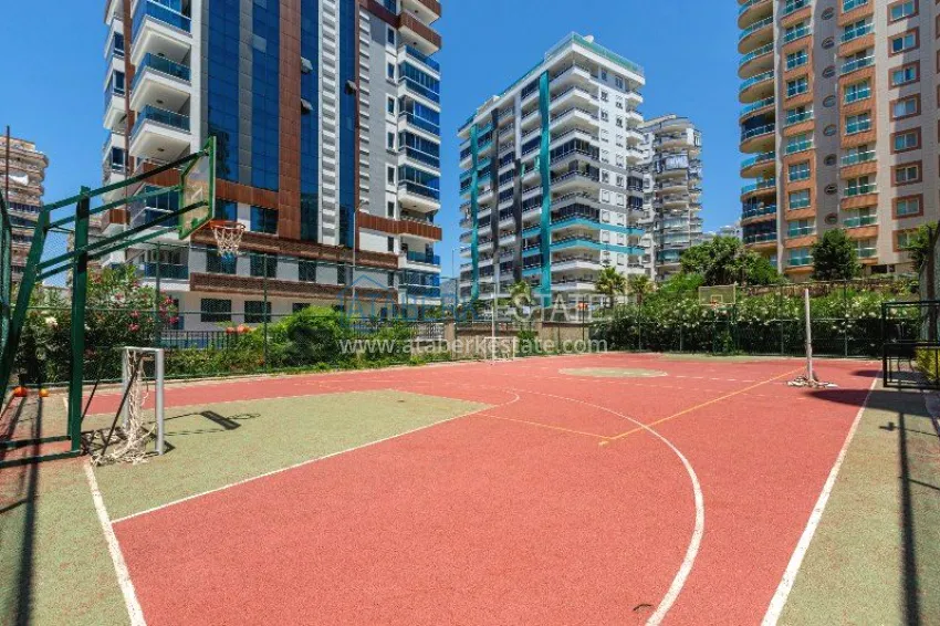 1+1 apartment in Mahmutlar, Alanya — furnished and with a large glazed balcony 13