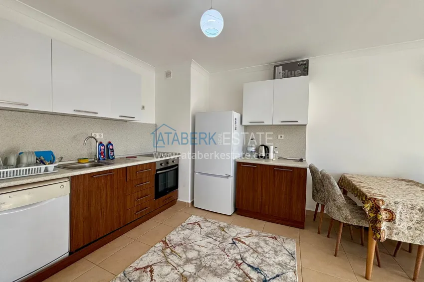 Purchase 1+1 apartment in Mahmutlar, Alanya — furnished and with a large glazed balcony 4