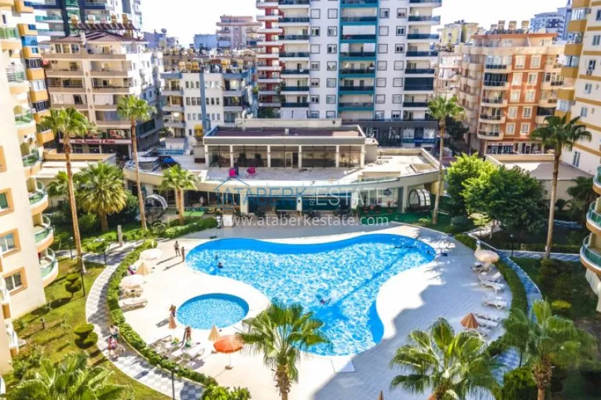 Three bedroom apartment in Alanya, Mahmutlar district - furnished and with partial sea view 4