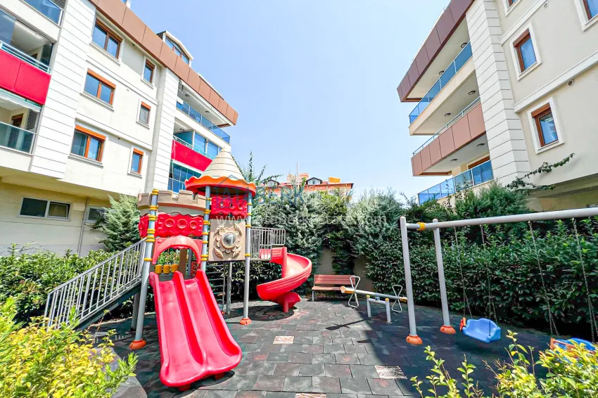 Apartment 1+1 with furniture in Alanya Oba district - suitable for a residence permit 15 