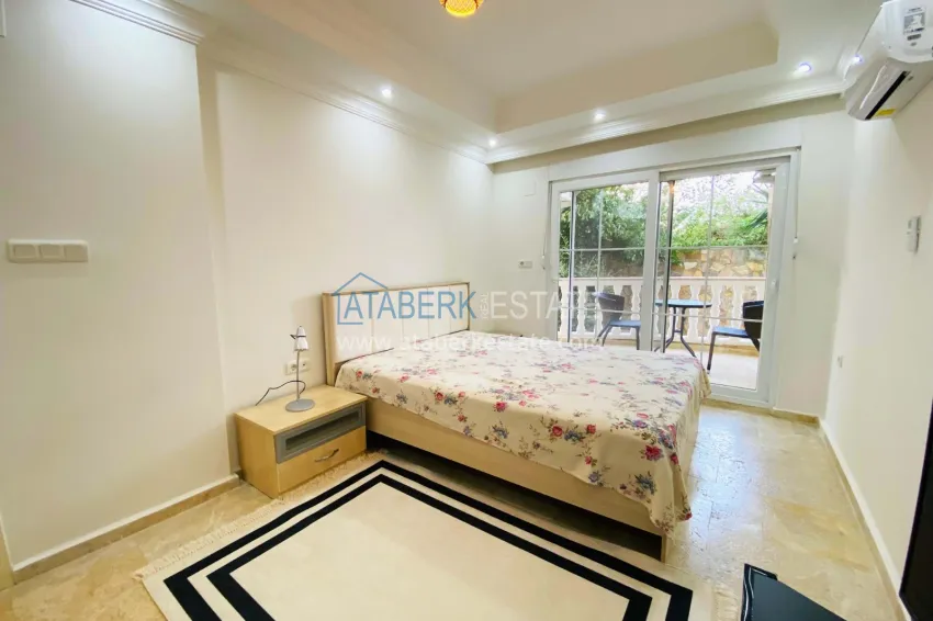 Purchase 2+1 apartment with furniture and access to the garden in the Avsallar area 15