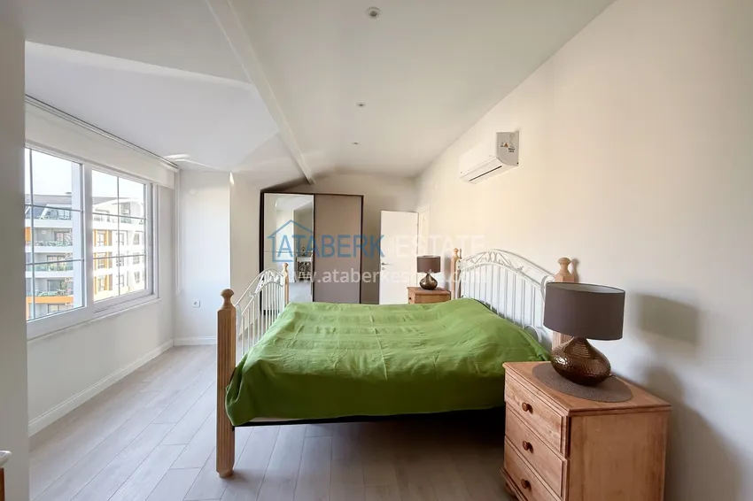 Purchase Private villa 5+3 in the Oba area — three-storey with furniture, suitable for a residence permit 22 