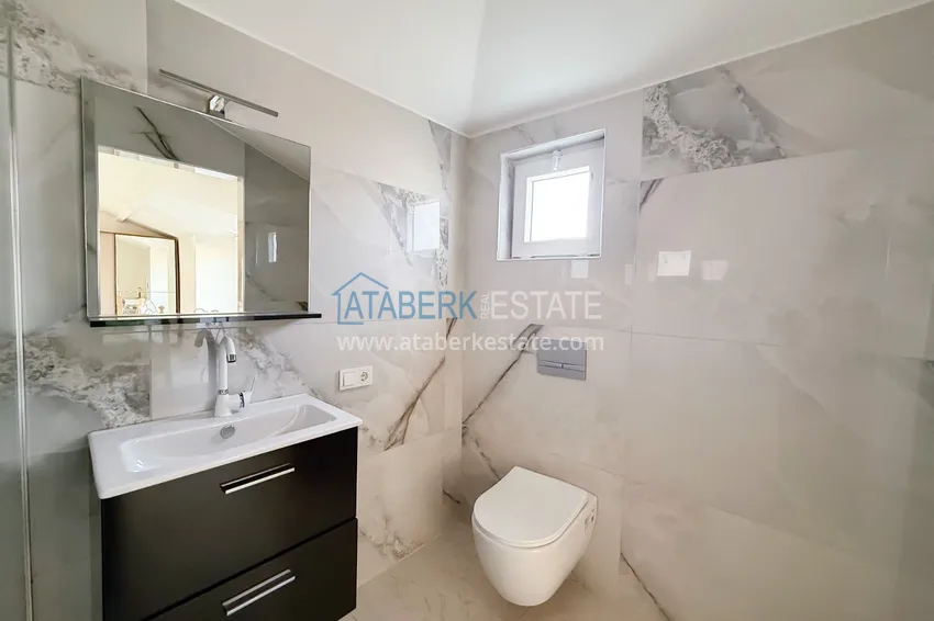 Purchase Private villa 5+3 in the Oba area — three-storey with furniture, suitable for a residence permit 32 