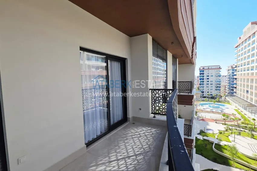 Purchase  3+1 ultra-luxury apartment in the center of Mahmutlar - furnished, installments up to 3 months 33 