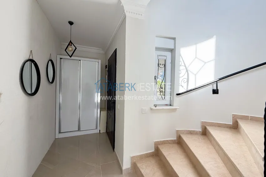 Purchase Private villa 5+3 in the Oba area — three-storey with furniture, suitable for a residence permit 38 