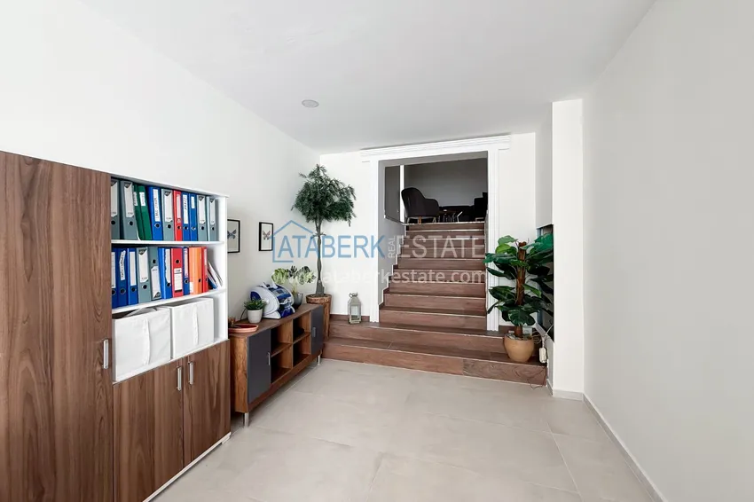 Purchase Private villa 5+3 in the Oba area — three-storey with furniture, suitable for a residence permit 41 