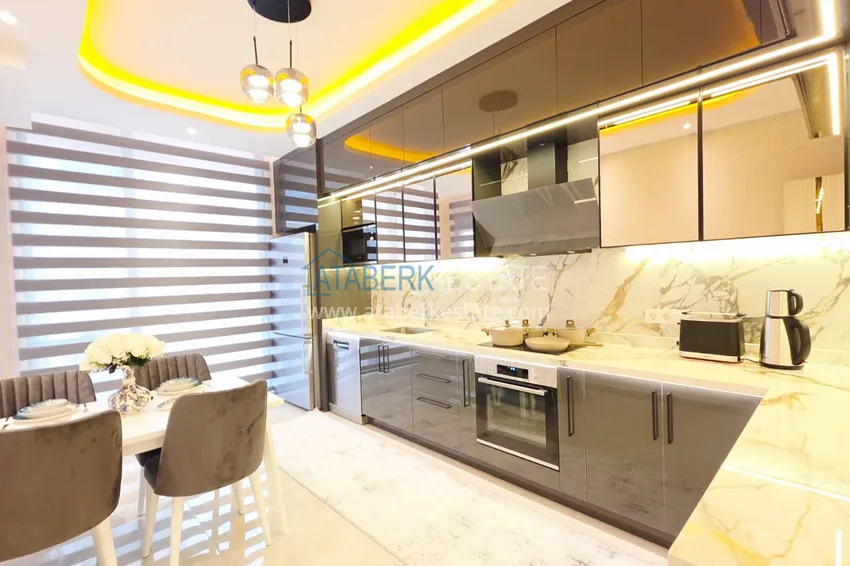 Purchase  3+1 ultra-luxury apartment in the center of Mahmutlar - furnished, installments up to 3 months 4 