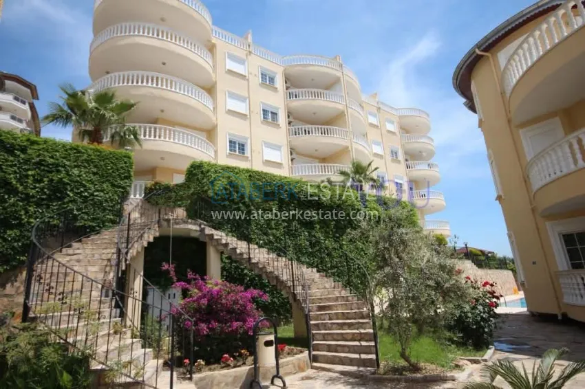 2+1 apartment with furniture and access to the garden in the Avsallar area 4