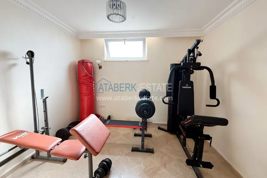 Purchase Private villa 5+3 in the Oba area — three-storey with furniture, suitable for a residence permit 45 