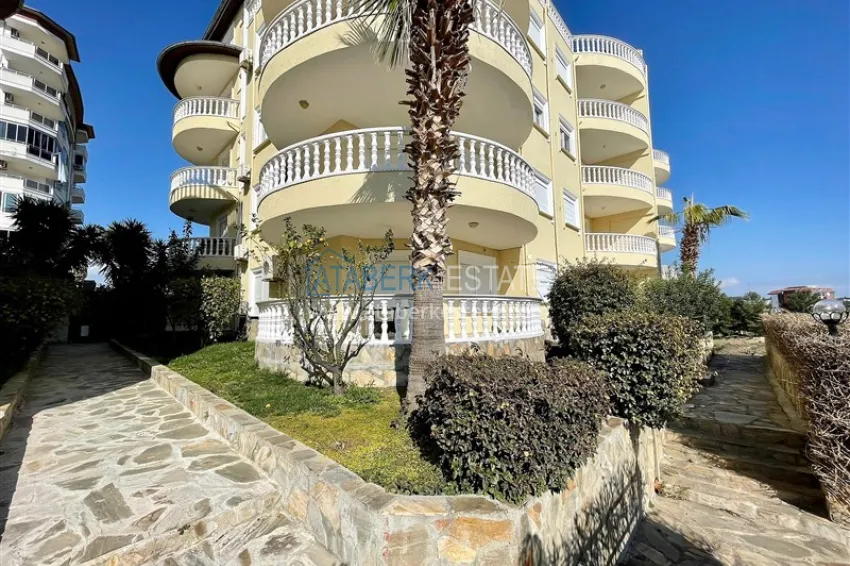 2+1 apartment with furniture and access to the garden in the Avsallar area 5