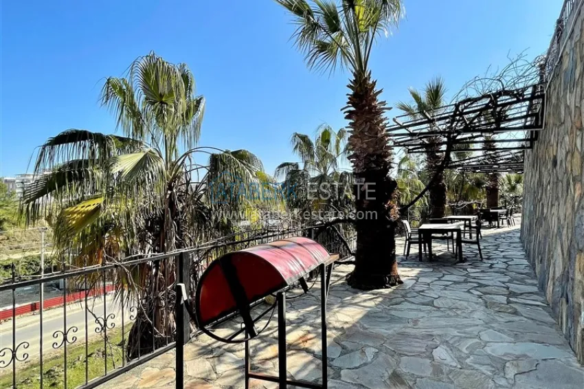 2+1 apartment with furniture and access to the garden in the Avsallar area 6