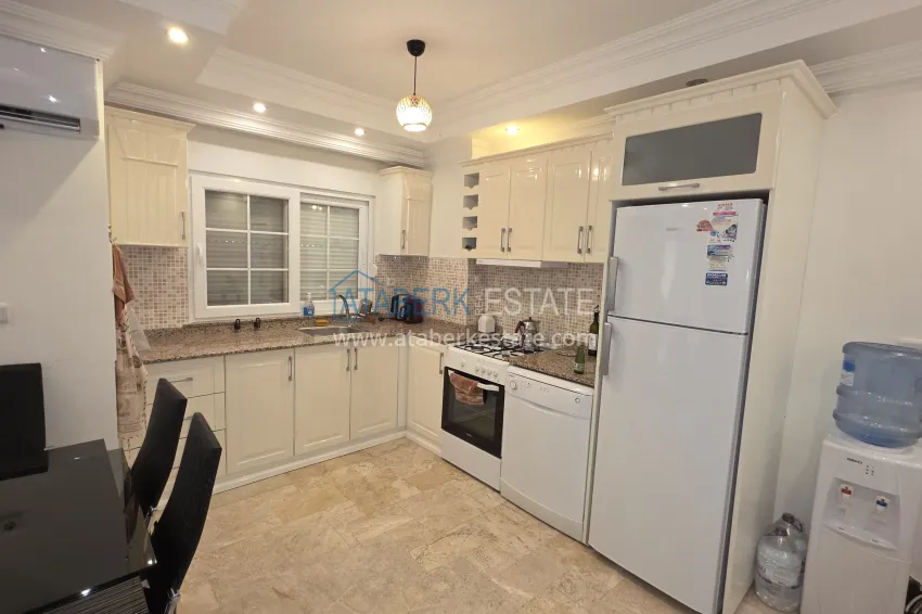 Purchase 2+1 apartment with furniture and access to the garden in the Avsallar area 7