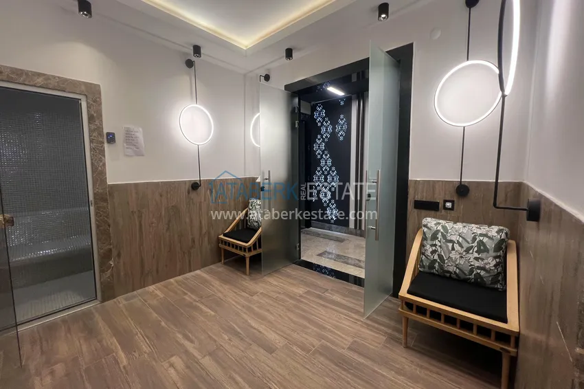 1+1 apartment with sea view in a complex on the beachfront in the Oba area 22 