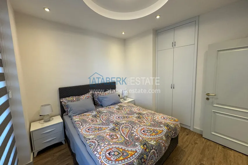 Purchase 1+1 apartment with sea view in a complex on the beachfront in the Oba area 6 