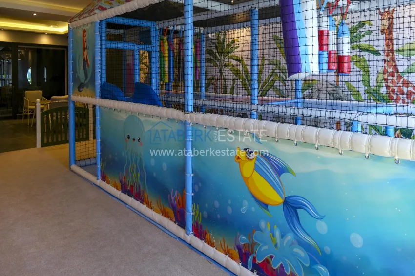 Квартиры и пентхаусы в районе Демирташ в новом жилом комплексе 15