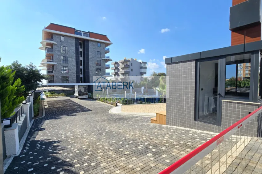 New premium residential complex project on the beachfront in Kestel 17 