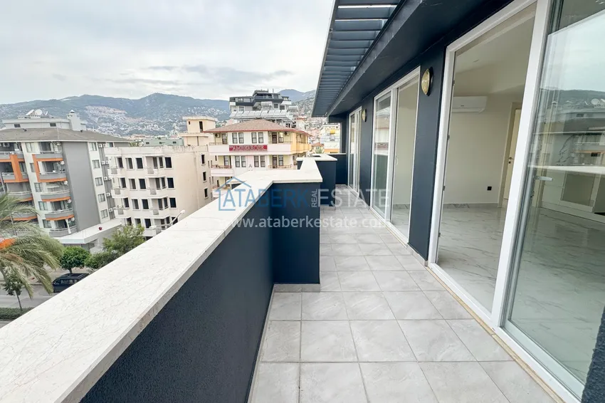 Purchase  Пентхаус 2+1 в центре Алании с видами на море - район пляжа Кейкубат 17 