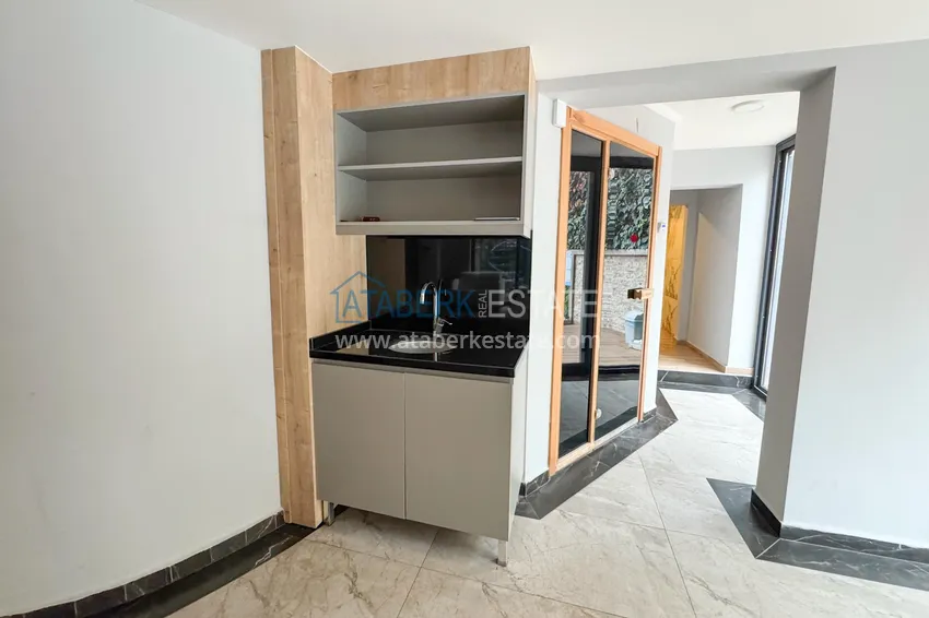 Пентхаус 2+1 в центре Алании с видами на море - район пляжа Кейкубат 17 