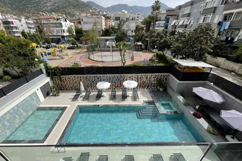 Долгосрочная аренда квартиры 1+1 в центре Алании, район пляжа Клеопатра №3 4 