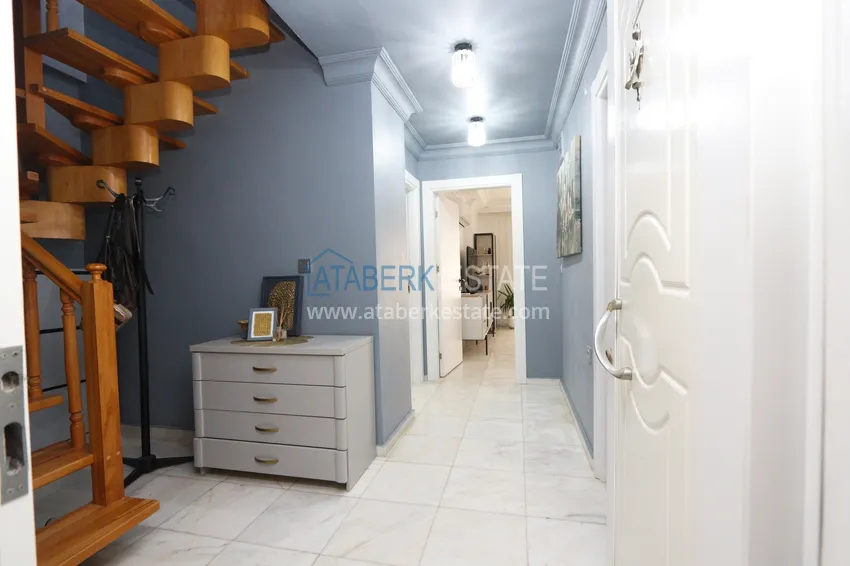 Purchase  Двухуровневый пентхаус 4+1 в Алании, район Оба - с мебелью в 250 метрах от моря  2 