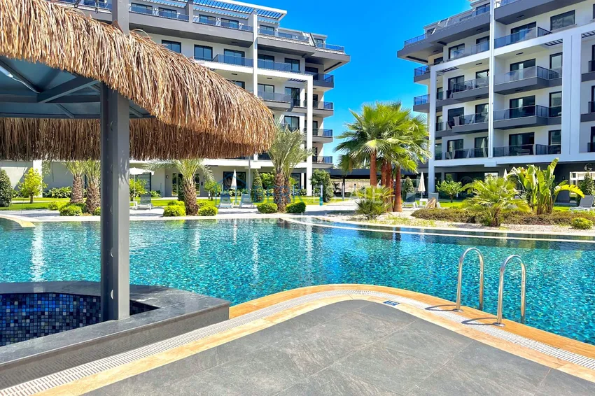 Дуплекс-пентхаус 2+1 с дизайнерским ремонтом в премиальном комплексе в Алании, район Оба 3 