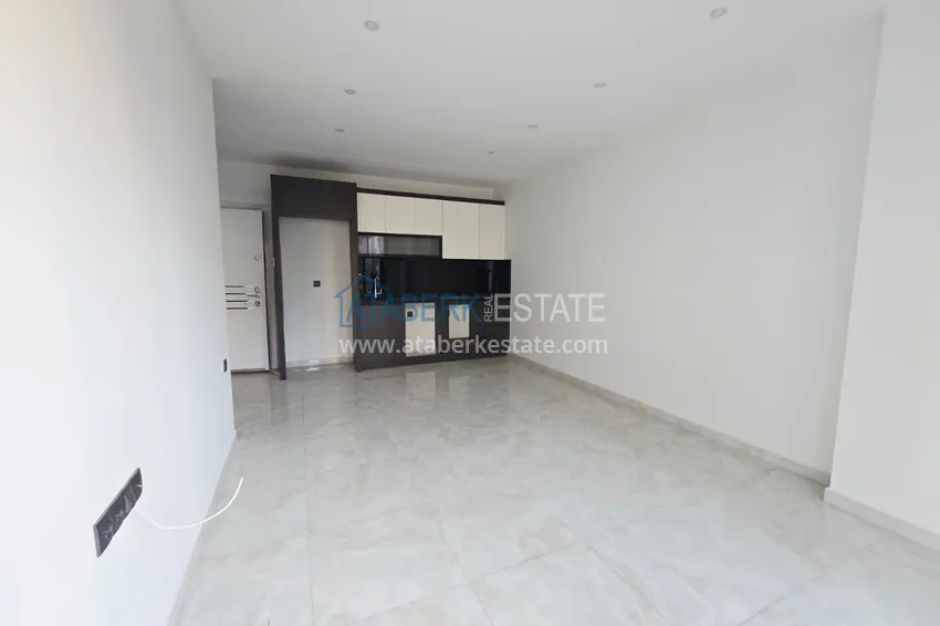 Purchase 1+1 apartment in the center of Alanya, Cleopatra beach area — comfort segment complex 3 