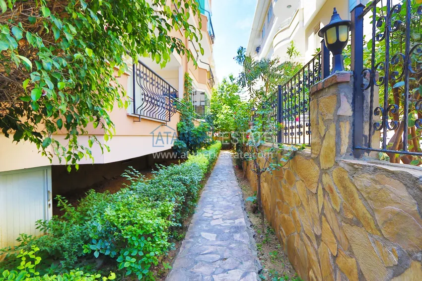 Двухуровневый пентхаус 4+1 в Алании, район Оба - с мебелью в 250 метрах от моря  4 