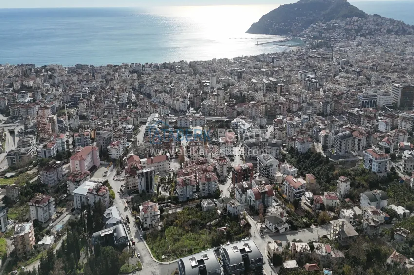 A plot of land for residential construction in Alanya with a view of the sea and the fortress 2 