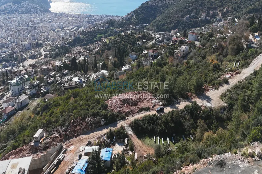 A plot of land in Alanya, Tepe district with views 3 