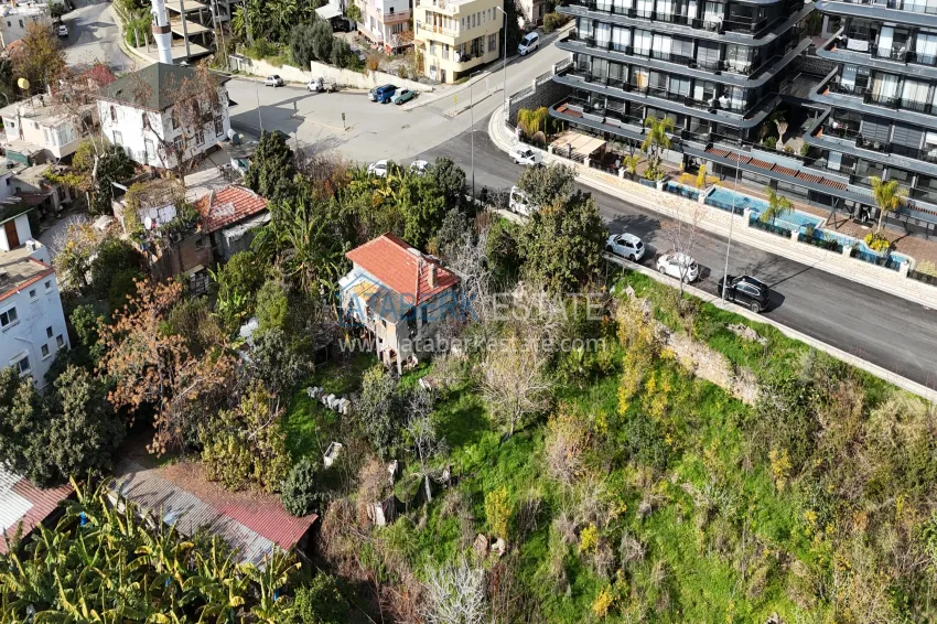 A plot of land for residential construction in Alanya with a view of the sea and the fortress 6 
