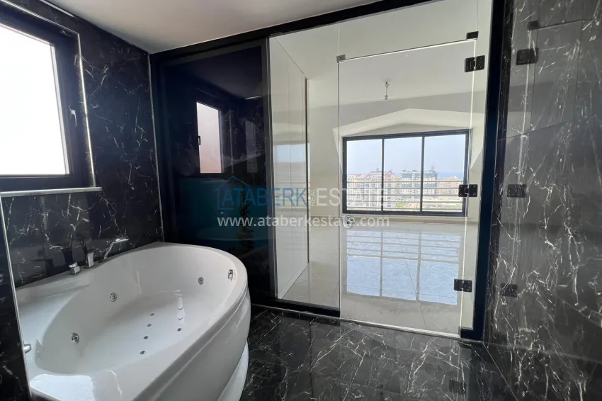 Purchase Penthouse duplex 3+2 with open sea views in Mahmutlar. Citizenship Real Estate 10