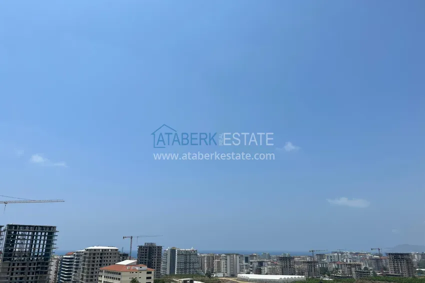 Purchase Penthouse duplex 3+2 with open sea views in Mahmutlar. Citizenship Real Estate 16