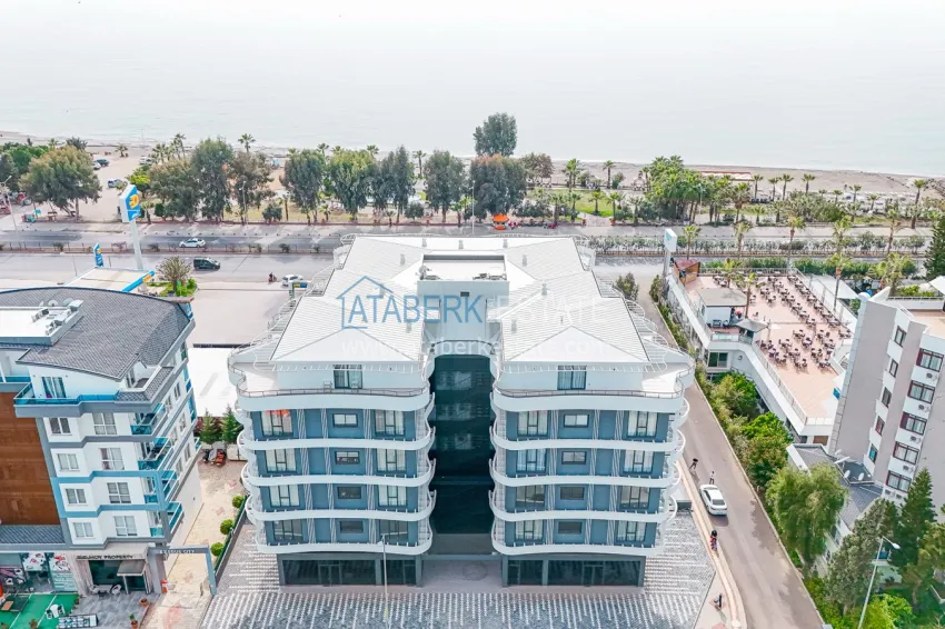 Penthouse 1+1 on the beachfront in Kargicak - with panoramic sea views 2 