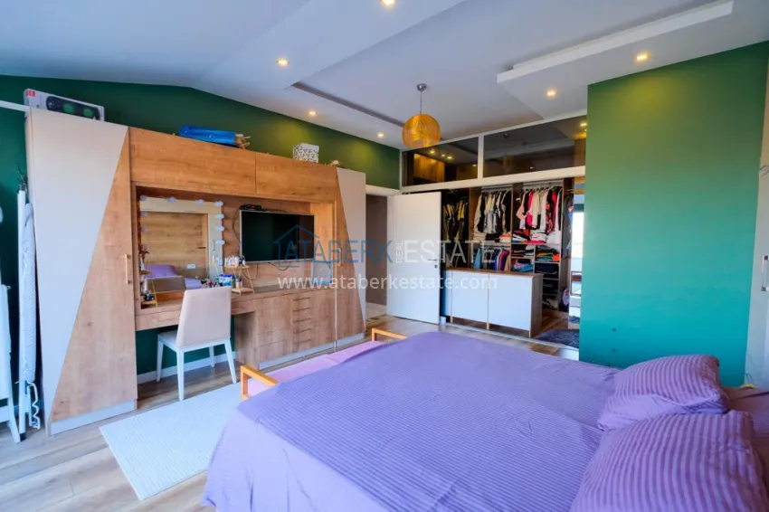 Purchase Two-level penthouse 5+2 in the Oba area — furnished, suitable for citizenship 25