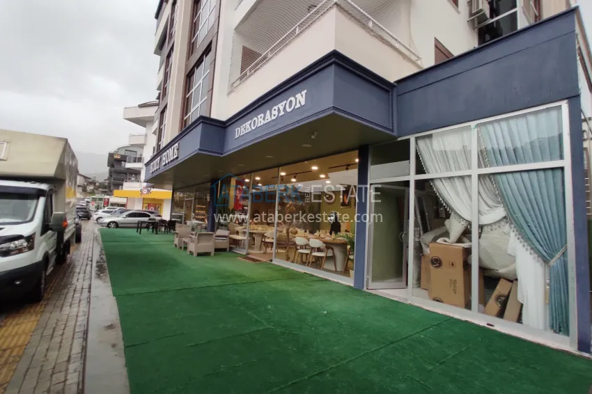 Purchase Commercial real estate in Alanya - shops with tenants, suitable for citizenship 3