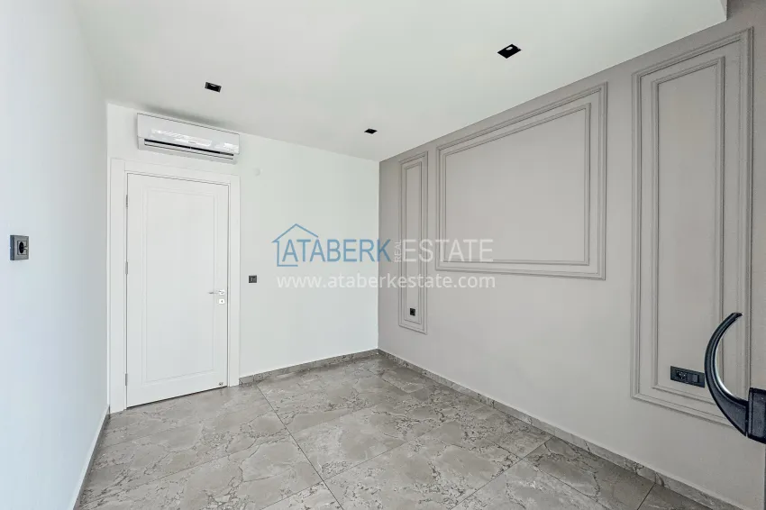 Purchase Penthouse 1+1 on the beachfront in Kargicak - with panoramic sea views 4 