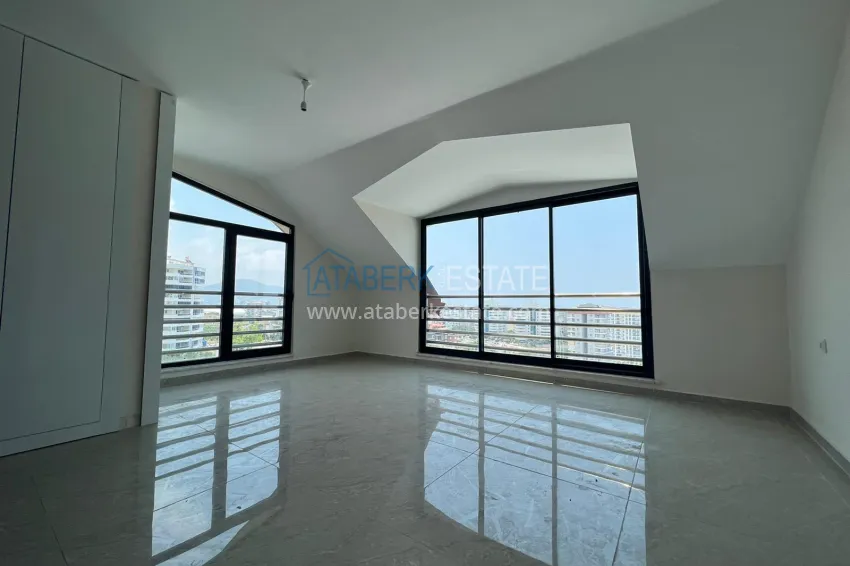 Purchase Penthouse duplex 3+2 with open sea views in Mahmutlar. Citizenship Real Estate 8