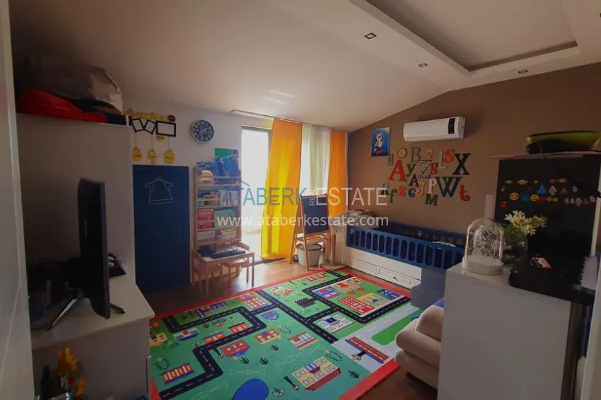 Purchase Two-level penthouse 5+2 in the Oba area — furnished, suitable for citizenship 10