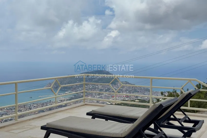4+1 villa in Alanya, Bektash district - with panoramic views, under a residence permit 11