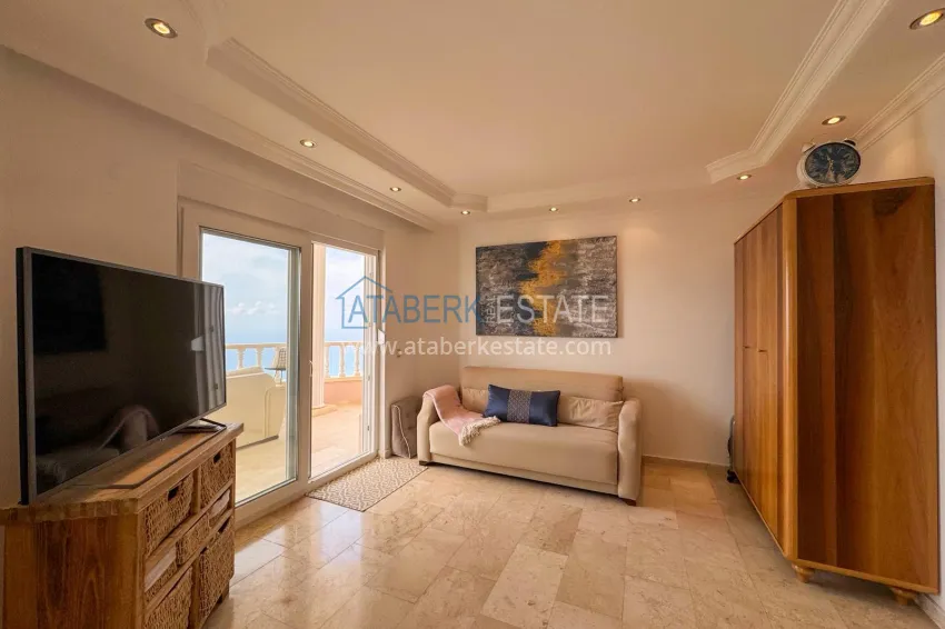 Purchase 4+1 villa in Alanya, Bektash district - with panoramic views, under a residence permit 11