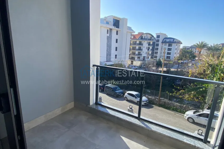 Purchase Long-term rent of a 2+1 apartment in the center of Alanya No. 4 13
