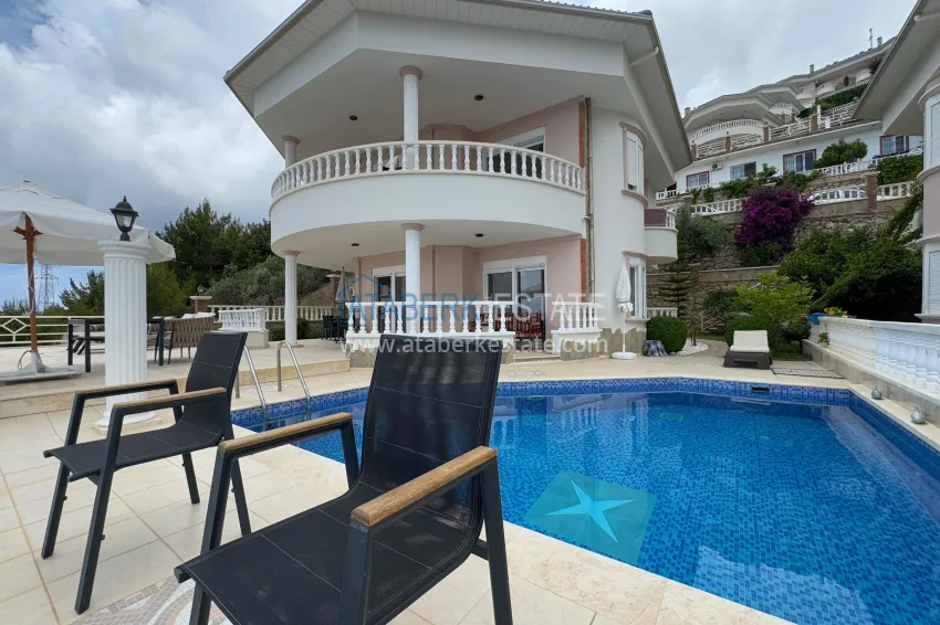 4+1 villa in Alanya, Bektash district - with panoramic views, under a residence permit 2